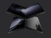 O Galaxy Z Fold5 pode ser sucedido por dois modelos, incluindo um Galaxy Z Fold6 Ultra. (Fonte da imagem: @OnLeaks e SmartPrix)