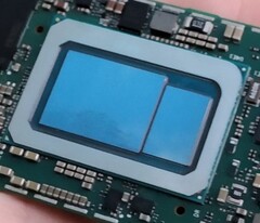 A CPU Tiger Lake-U da Intel deve pousar no final deste mês. (Fonte de imagem: PCLab.pl)