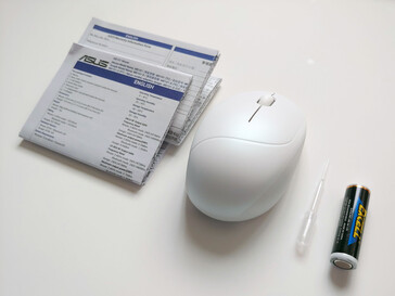 Conteúdo da embalagem. (Fonte da imagem: Notebookcheck)