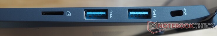 Direita: micro SD, 2x USB-A 3.2 Gen2, Kensington Lock