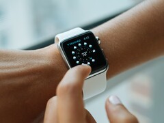 Apple Relógio: O relógio não é usado apenas no pulso (imagem simbólica, Luke Chesser)