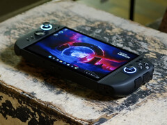 Espera-se que o Legion Go 2 também receba uma versão mais barata do SteamOS, assim como o Legion Go S antes dele. (Fonte da imagem: Notebookcheck)