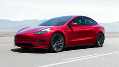 Modelo 3 vermelho (imagem: Tesla)