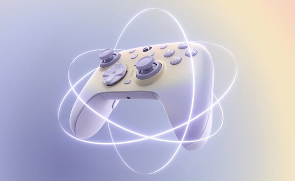 O controle 8BitDo Ultimate 3 para Xbox possui um D-pad flutuante e joysticks TMR com tensão ajustável.