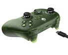 O controle 8BitDo Ultimate 3-mode para Xbox in Jade se conecta via USB-C, Bluetooth e sem fio de 2,4 GHz. (Fonte da imagem: 8BitDo)
