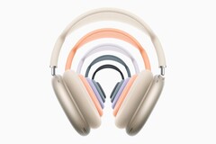Os AirPods Max com USB-C deveriam ter suporte a áudio sem perdas com uma atualização que parece ter sido adiada. Na foto: Cores disponíveis para os AirPods Max com USB-C. (Fonte da imagem: Apple)