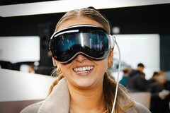Apple está desenvolvendo um headset de realidade mista mais leve e mais acessível. (Fonte da imagem: Ali Colak)