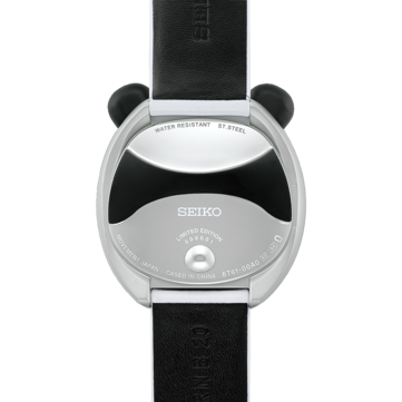 O Seiko Power Design Project Panda Chronograph em branco