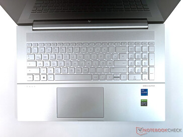 Visão geral do teclado e do touchpad