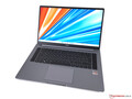Honor Revisão do MagicBook 16 2022 - Bom laptop multimídia com adaptador de energia fraco