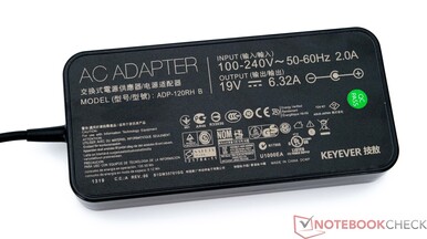 adaptador de energia de 120 watts (parte inferior)