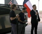 Elon Musk anuncia refinaria de lítio da Tesla na Costa do Golfo (imagem: Tesla/YT)