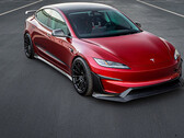 O novo kit aerodinâmico adiciona 426 libras de downforce ao Tesla M3P (Fonte da imagem: Unplugged Performance/X)