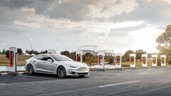 A Tesla agora mostrará os tempos de espera da estação Supercharger (imagem: Tesla)