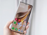 Tela do Reno10 Pro Plus. (Fonte: Digital Chat Station via Weibo)