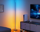 Chegou uma versão compatível com o Matter da Govee Floor Lamp Basic (variante azul na foto). (Fonte da imagem: Govee) 
