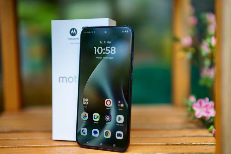 Motorola Moto G87 no teste.