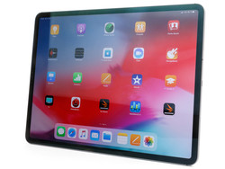 The Apple iPad Pro 12.9 (2018) tablet review.
