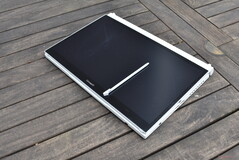 Acer ConceptD 3 Ezel: Modo Tablet