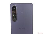 Espera-se que a Xperia 1 V embale câmeras ainda mais potentes do que a Xperia 1 IV, fotografada. (Fonte da imagem: NotebookCheck)