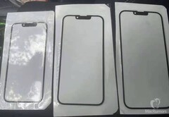 Uma foto do suposto iPhone 12s/13 notch menor. (Imagem: Macrumors)