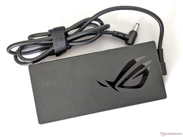 Asus ROG Zephyrus M16 - Adaptador de energia