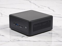 A linha de mini PCs ASRock NUC e NUCS Ultra 300 Box pode ser equipada com até 128 GB de memória DDR5.