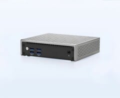 O Links LNE6412 inclui um modesto CPU Celeron de quatro núcleos, acompanhado de até 32 GB de RAM.
