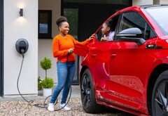 Carregamento de VEs em casa. A Octopus Energy lança carregamento ilimitado por £30 por mês (fonte da imagem: Pod Point)