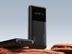 O banco de potência INIU PowerNova pode carregar dispositivos com até 140 W via USB-C. (Fonte da imagem: INIU)