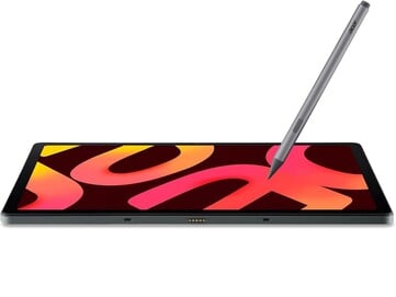O tablet em si tem 0,3 polegadas (7,5 mm) de espessura