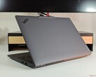 O Lenovo ThinkPad T14 Gen 6 AMD.