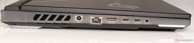 Esquerda: Entrada DC, LAN de 2,5 GbE, saída HDMI 2.1 FRL, Thunderbolt 4 (com saída DisplayPort 1.4), USB 3.2 Gen2 Type-C (com saída DisplayPort 1.4, fornecimento de energia de 100 W), conector de áudio combinado de 3,5 mm
