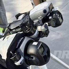 O DJI Mavic 4 Pro ao lado de um Air 3S. (Fonte da imagem: via DroneXL & Jasper Ellens)