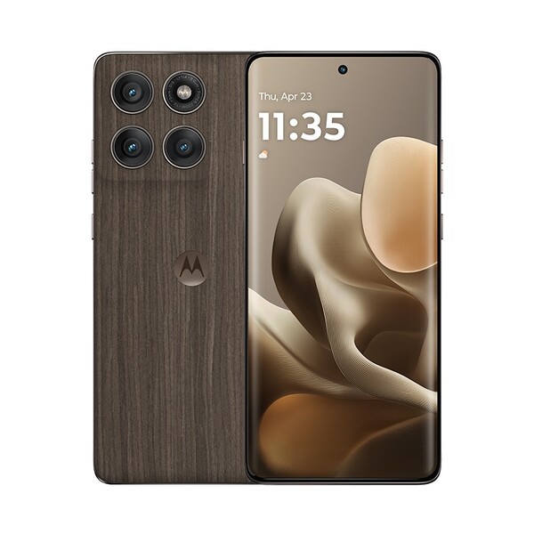 O Motorola Edge 60 Pro em Basswood Walnut (Fonte da imagem: Motorola)