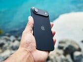 O iOS 27 facilita o uso simultâneo de dois iPhones.
