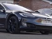 O Tesla Model S de Paul Curzon já percorreu mais de 430.000 milhas com sua bateria original. (Fonte: AutoTrader UK)