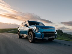 O SUV Kia EV9 estará disponível para pré-encomenda nos EUA a partir de 16 de outubro. (Fonte da imagem: Kia)