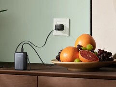 O novo Power Bank Nano da Anker com cabo retrátil chegou à Europa. (Fonte da imagem: Anker)