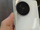 Suposto Redmi K80. (Fonte da imagem: Weibo)