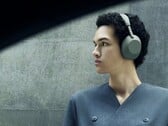 O Sony WH-1000XM6 também apresenta problemas com a dobradiça.