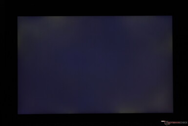 Luz - sangramento irregular moderado da luz de fundo nas bordas