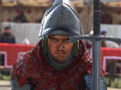 Henry de Skalitz usando uma armadura em Kingdom Come Deliverance 2