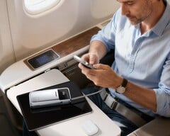 O power bank Pisen TP-D108 Bolt possui uma grande bateria de 20.000 mAh 