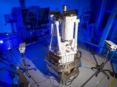 O observatório espacial IXPE em uma instalação de teste (Fonte da imagem: Ball Aerospace; cortado)