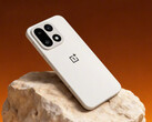 O OnePlus 15 custa a partir de US$ 561 na China. Na foto: uma imagem promocional do telefone. (Fonte da imagem: OnePlus)