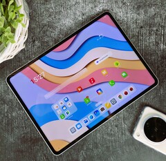 OnePlus Pad 2 Pro em análise. (Fonte da imagem: Marcus Herbrich)