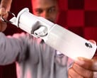 Os fones de ouvido Skullcandy Method 360 ANC TWS são armazenados em um estojo deslizante com clipe para facilitar o transporte. (Fonte da imagem: Skullcandy)