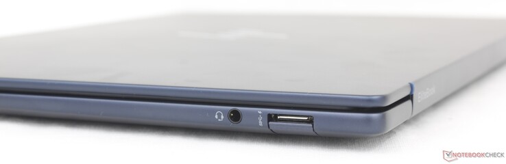 Direita: fone de ouvido de 3,5 mm, USB-A (5 Gbps)