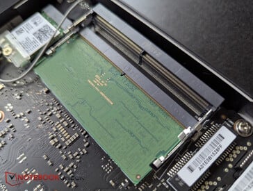 1 slot de RAM livre